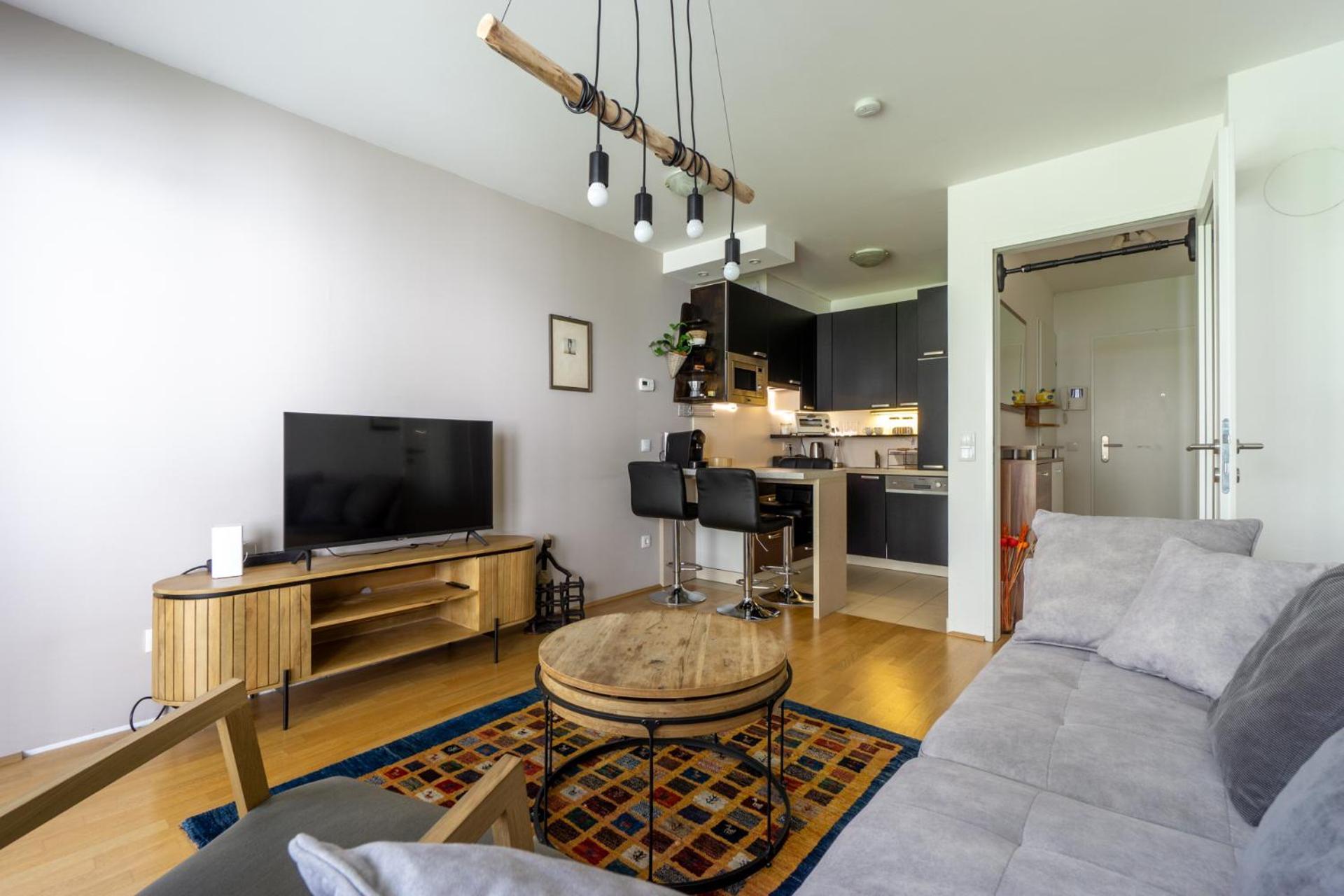 Apartment With Garden Close To Stadthalle, Westbahnhof Βιέννη Εξωτερικό φωτογραφία